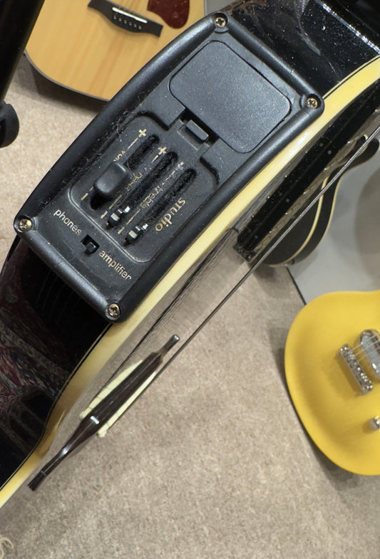 Epiphone SST Studio - Excellent