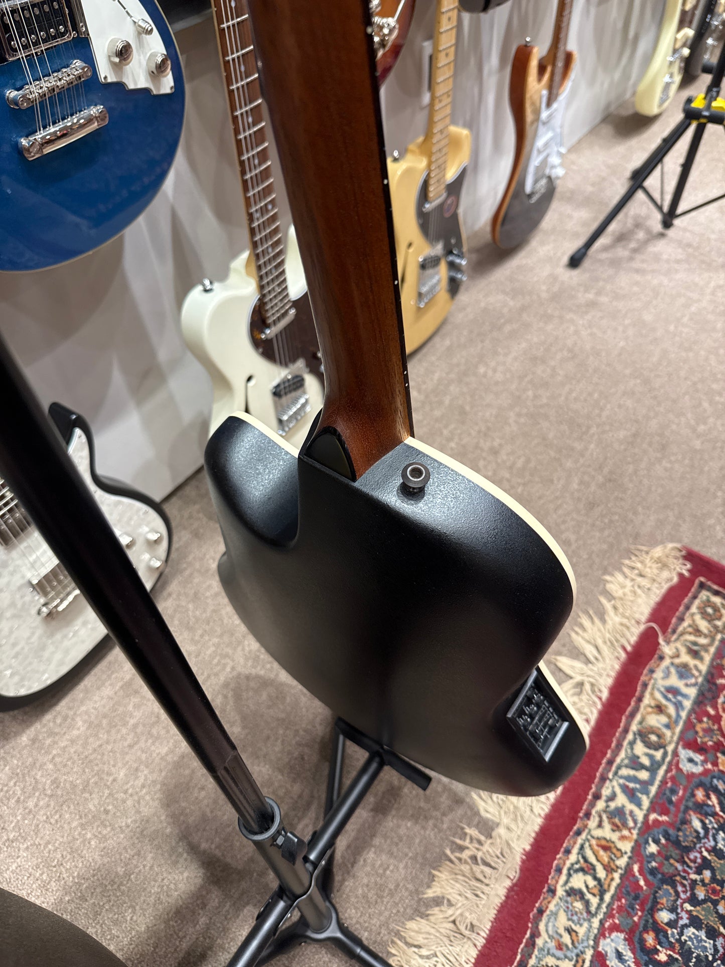 Ovation Standard Balladeer 1861 - Excellent