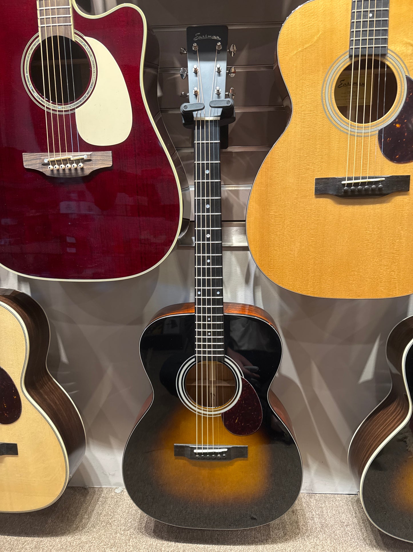 Eastman E10OM-TC-SB Thermo-Cure Sunburst Acoustic