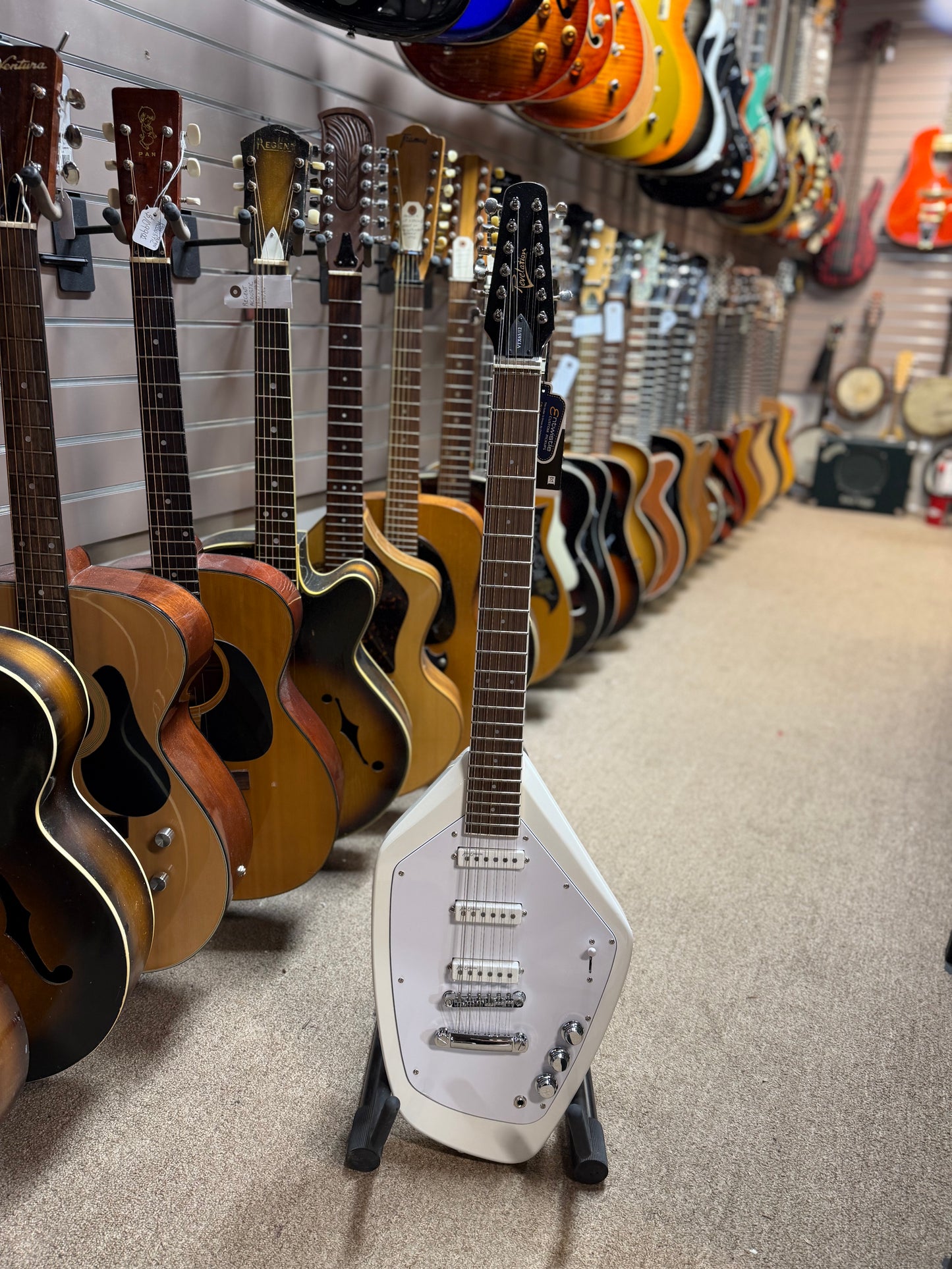 Revelation VTX63/12 White Electric Guitar