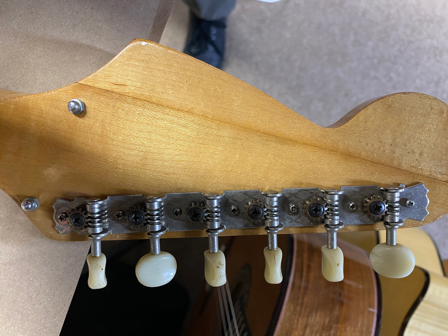 Teisco Saturn 1960s Sunburst Electric Guitar