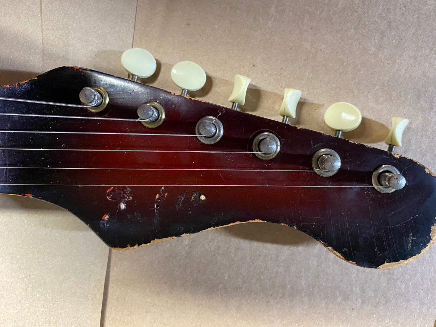 Hofner 173 II 1963 Two Tone Red Burst Electric Guitar