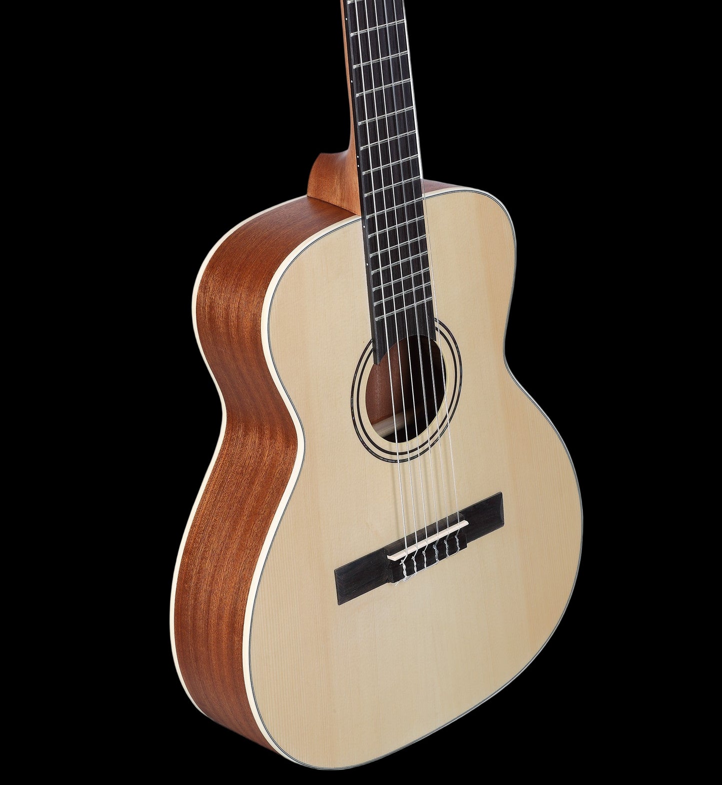 Alvarez RS26N Regent Classical Guitar
