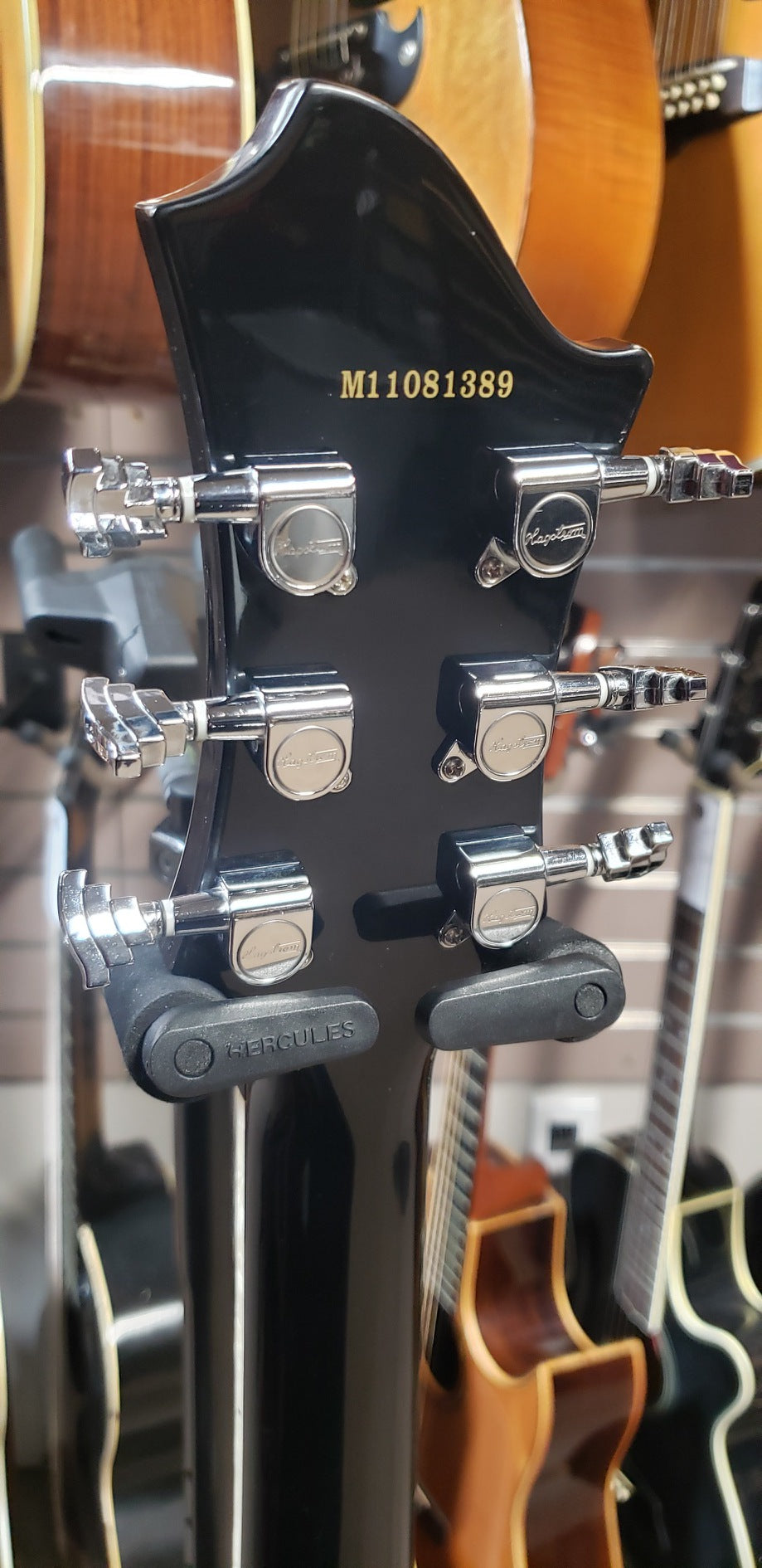 Hagstrom Ultra Swede Cosmic Black Burst Lefthand - Excellent