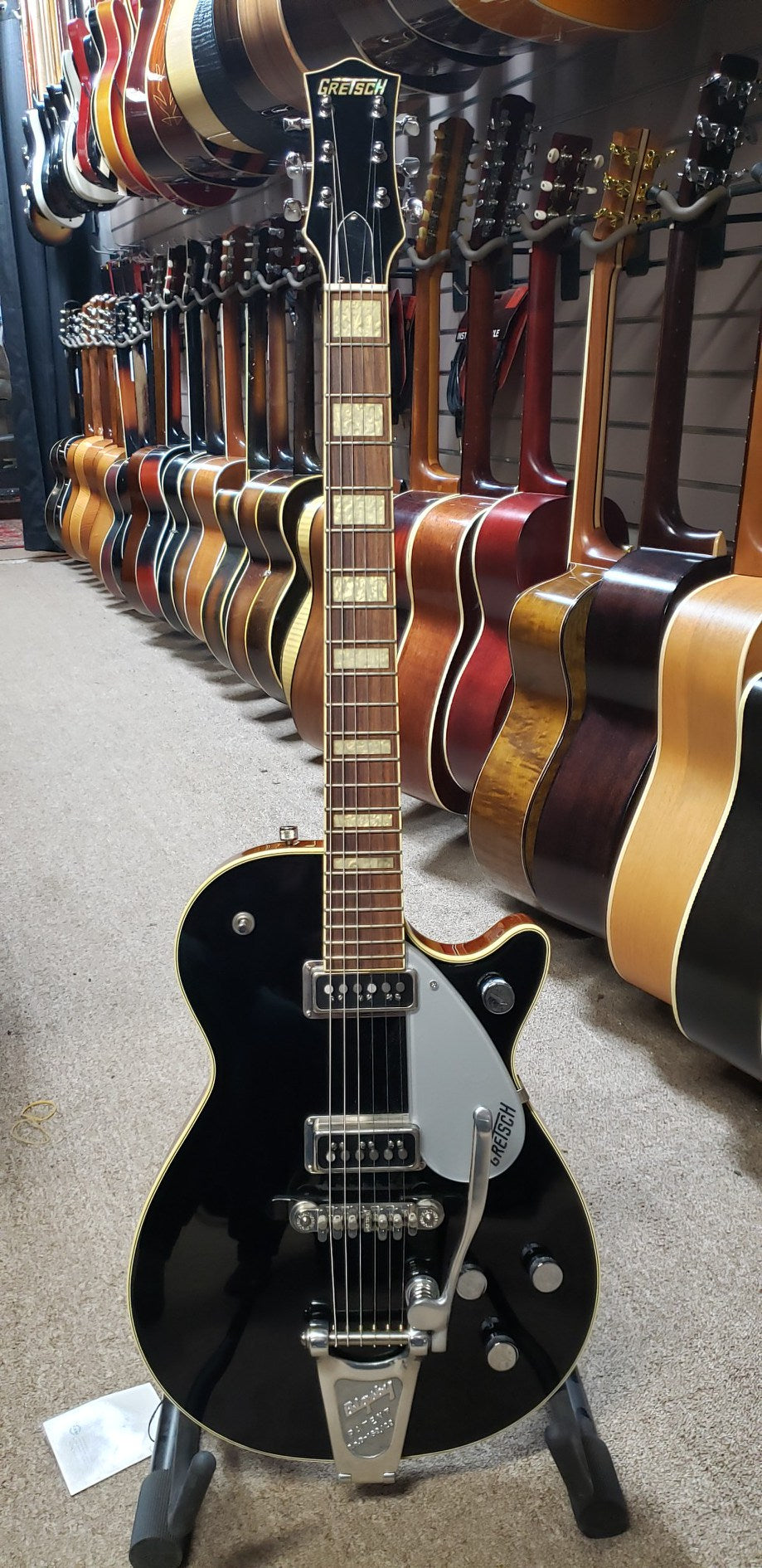 Gretsch G6128T-DSV Duo Jet Fixed Arm Bigsby Black Electric Guitar