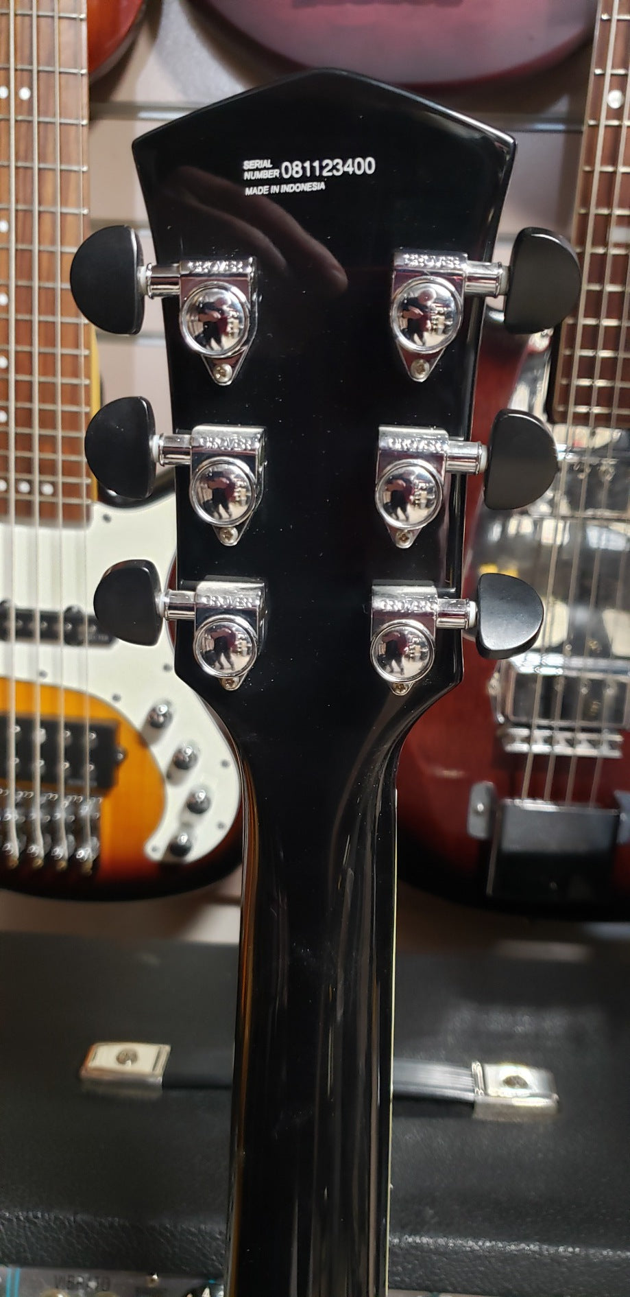 Parkwood H2 Black Hybrid Electric Semi-Hollowbody Guitar