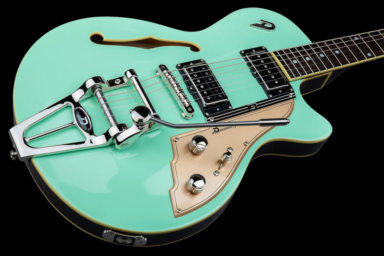 Duesenberg Starplayer TV Surf Green with Case