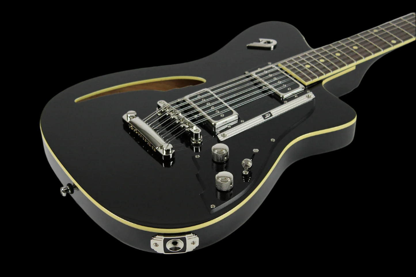 Duesenberg Caribou 12 String Black with Case