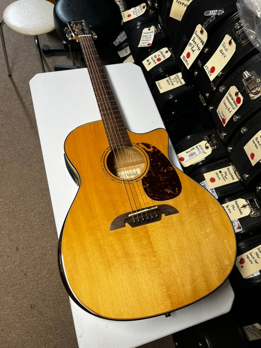 Alvarez AGFM80CEAR Acoustic Guitar - Mint