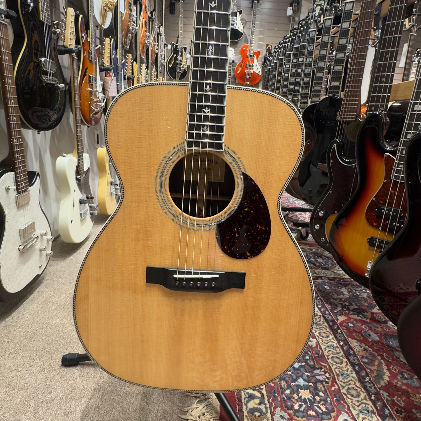 Eastman DT30 OM Acoustic Guitar - Mint