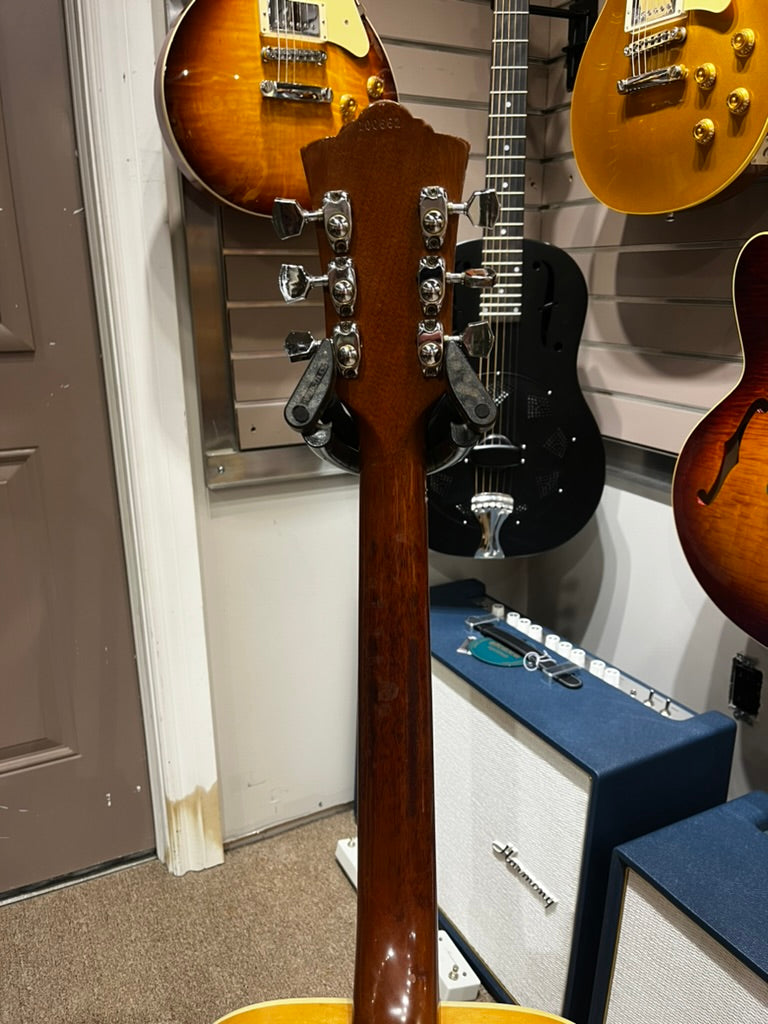 Guild D-40 1974-1986 Acoustic Guitar - Very Good