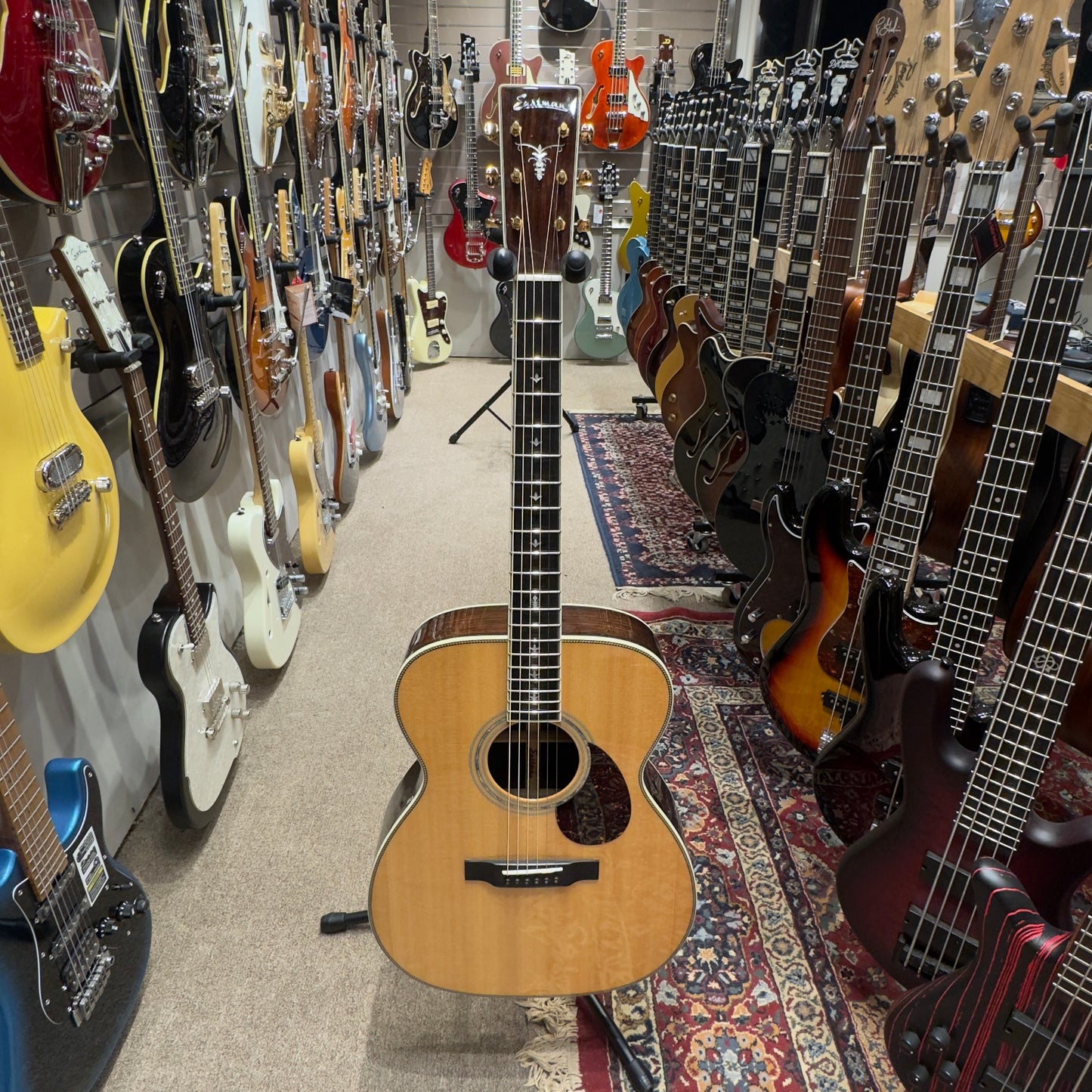 Eastman DT30 OM Acoustic Guitar - Mint