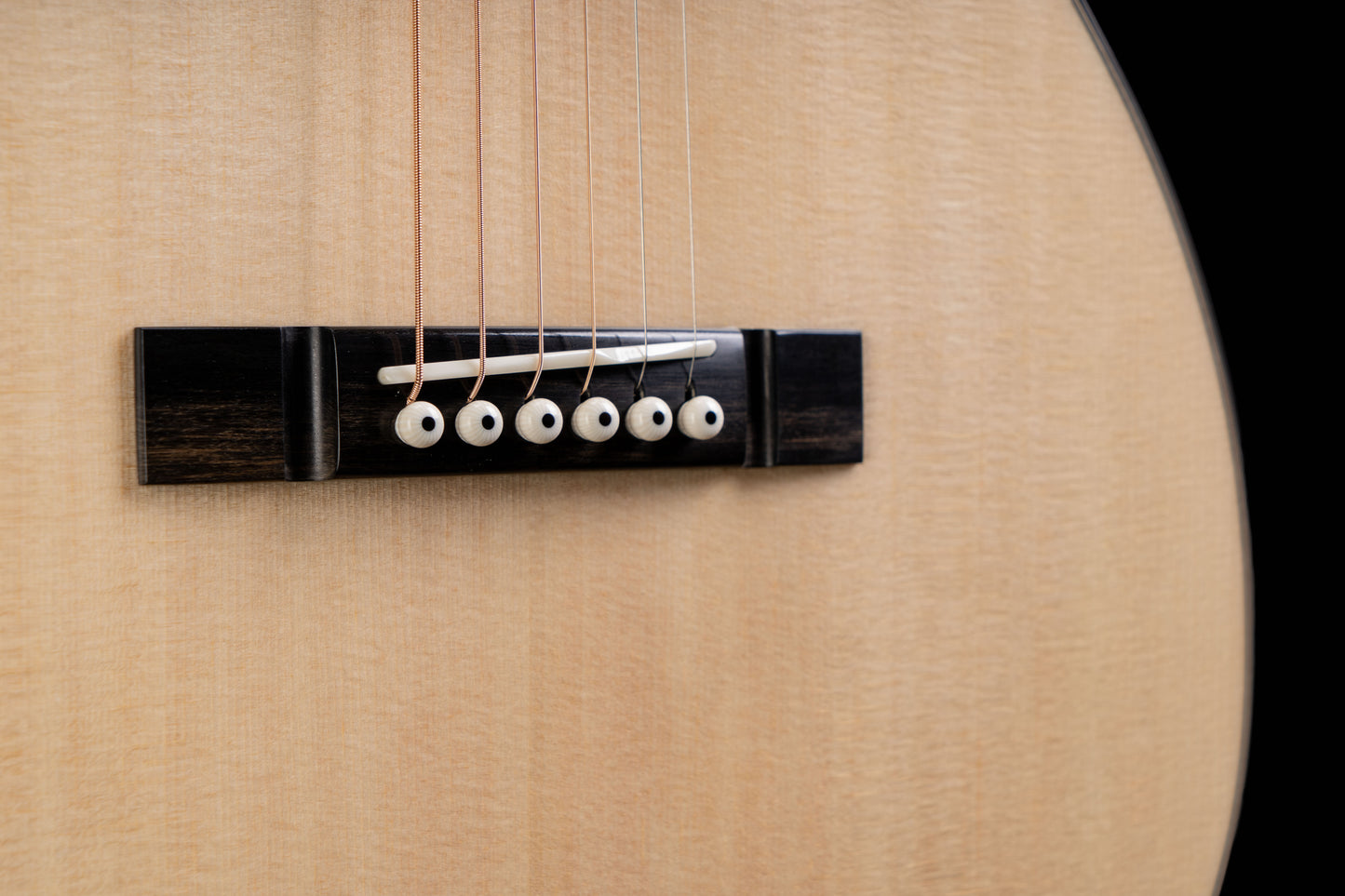 Bourgeois Touchstone Series Soloist/TS LAUNCH EDITION OM Cutaway Natural Acoustic Guitar