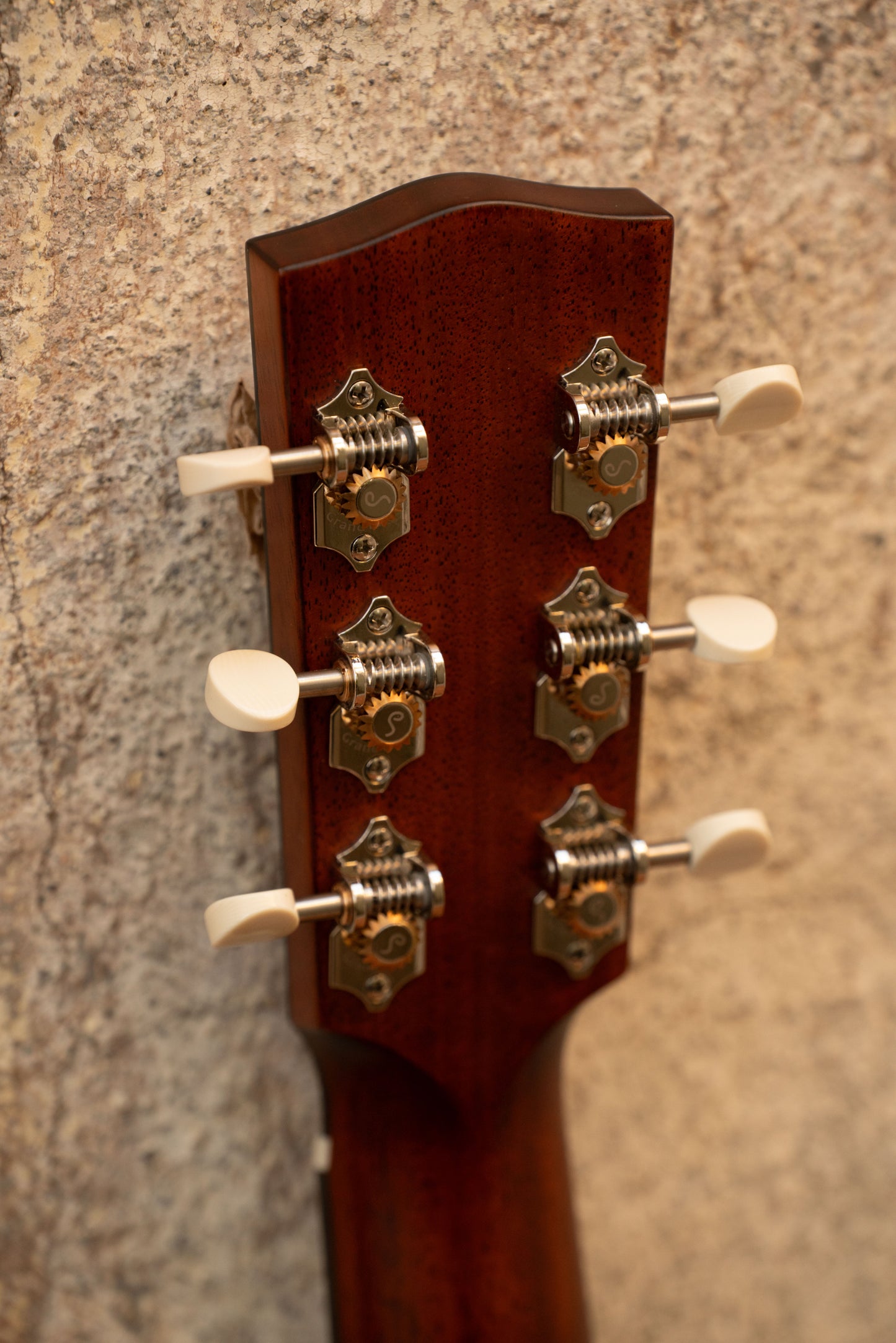 Bourgeois Touchstone Series The Standard/TS L-DBO Sunburst Acoustic Guitar