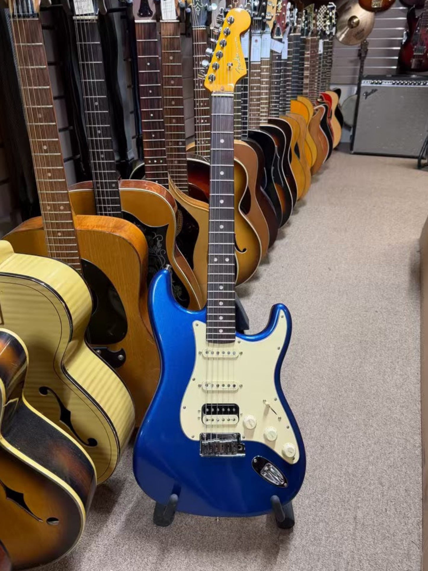 Fender Ultra HSS Stratocaster - Excellent Used Condition