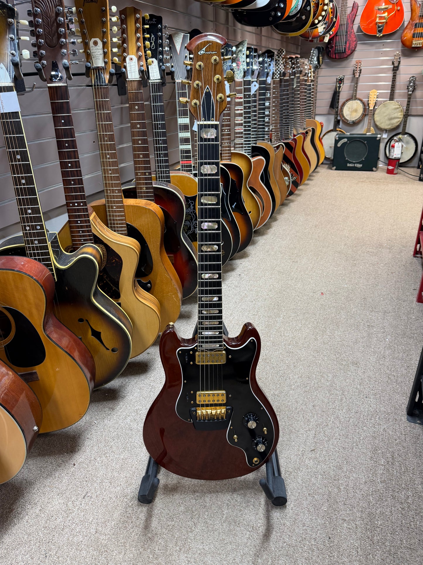1977 Ovation Preacher Deluxe 1282 (Pre-Owned)