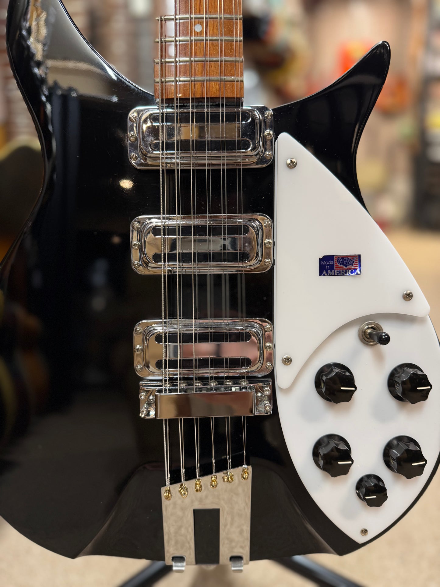 Rickenbacker 350/12V63 12-String Jetglo  Electric Guitar 2009 - NOS