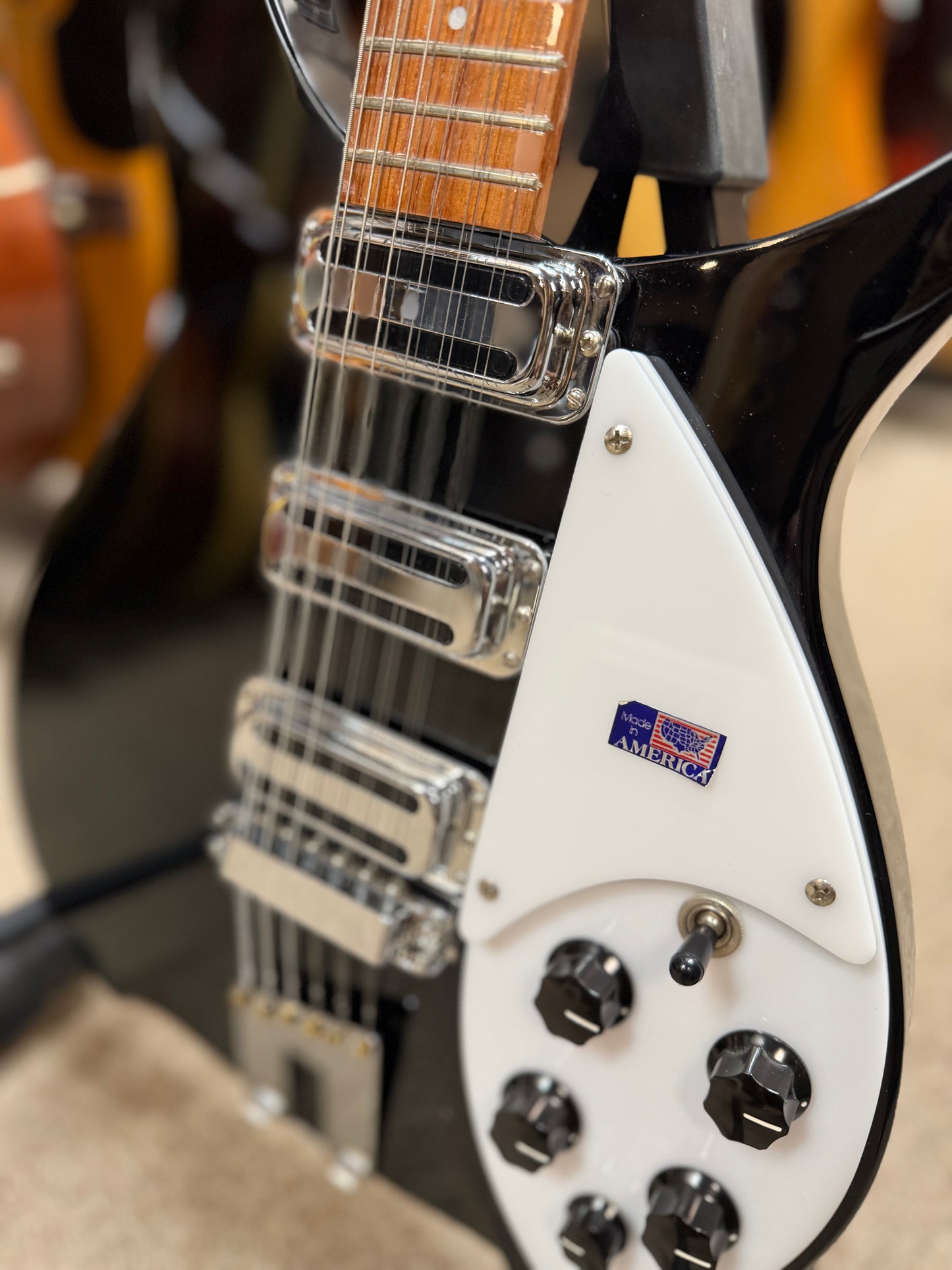 Rickenbacker 350/12V63 12-String Jetglo  Electric Guitar 2009 - NOS