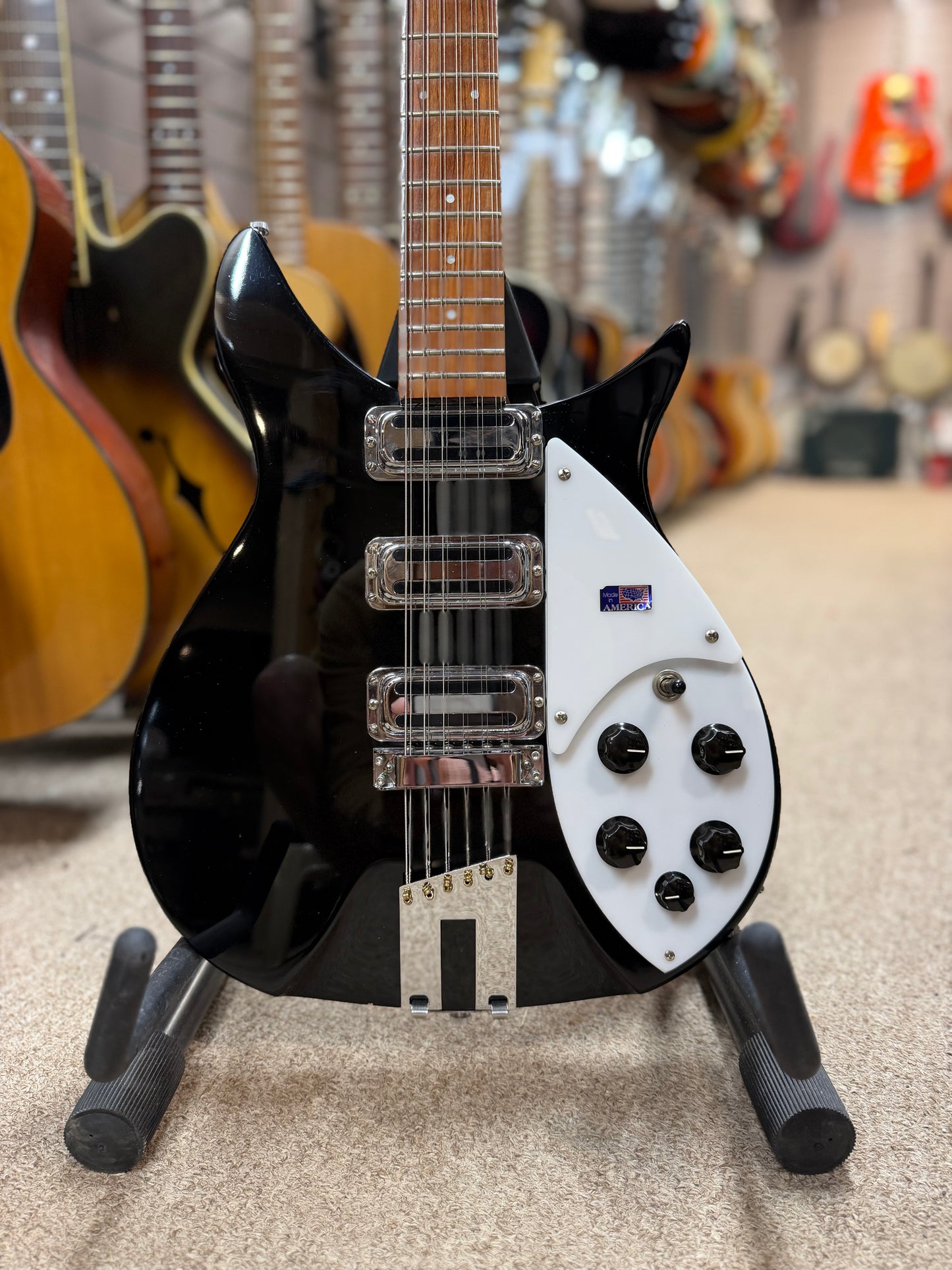 Rickenbacker 350/12V63 12-String Jetglo  Electric Guitar 2009 - NOS