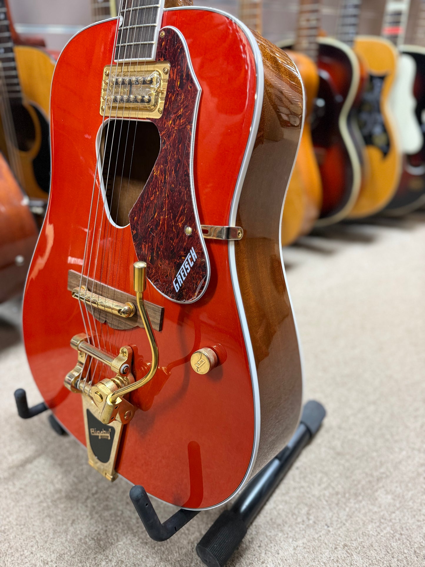 Gretsch G5034TFT Rancher, Fideli'Tron Pickup, Bisgby Tailpiece, Savannah Sunset - NOS