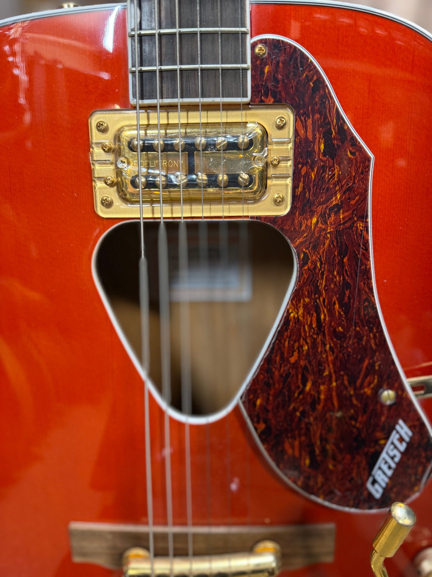 Gretsch G5034TFT Rancher, Fideli'Tron Pickup, Bisgby Tailpiece, Savannah Sunset - NOS