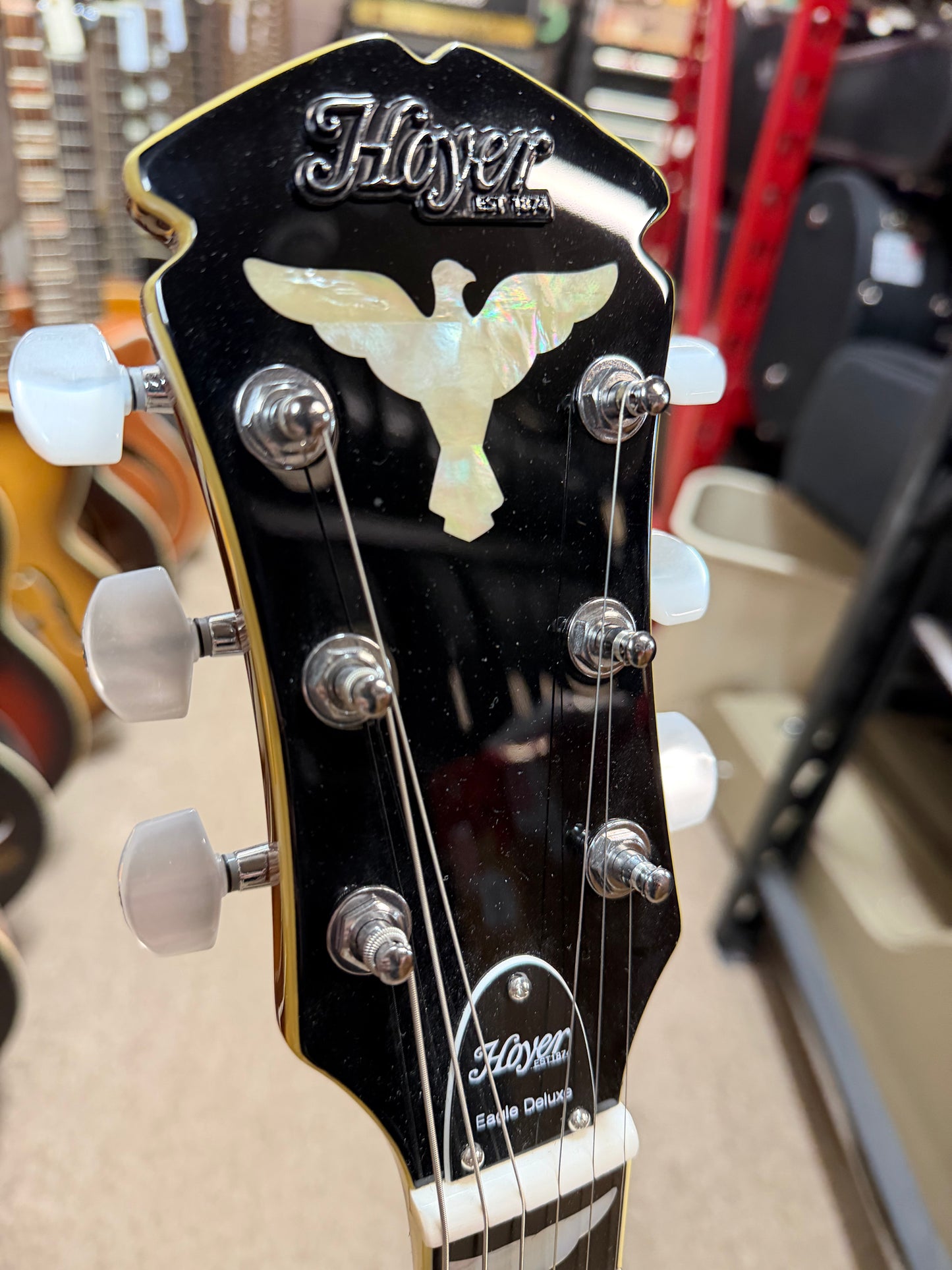 Hoyer Eagle Deluxe HEG 310 Gold Top Electric Guitar New Old Stock