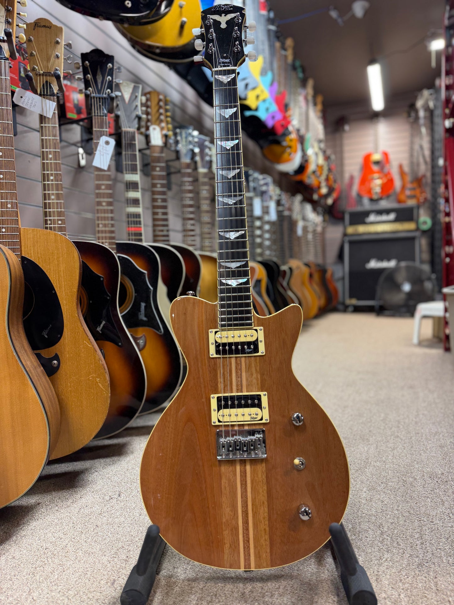 Hoyer Eagle Deluxe Natural HEG 310 Electric Guitar - New Old Stock