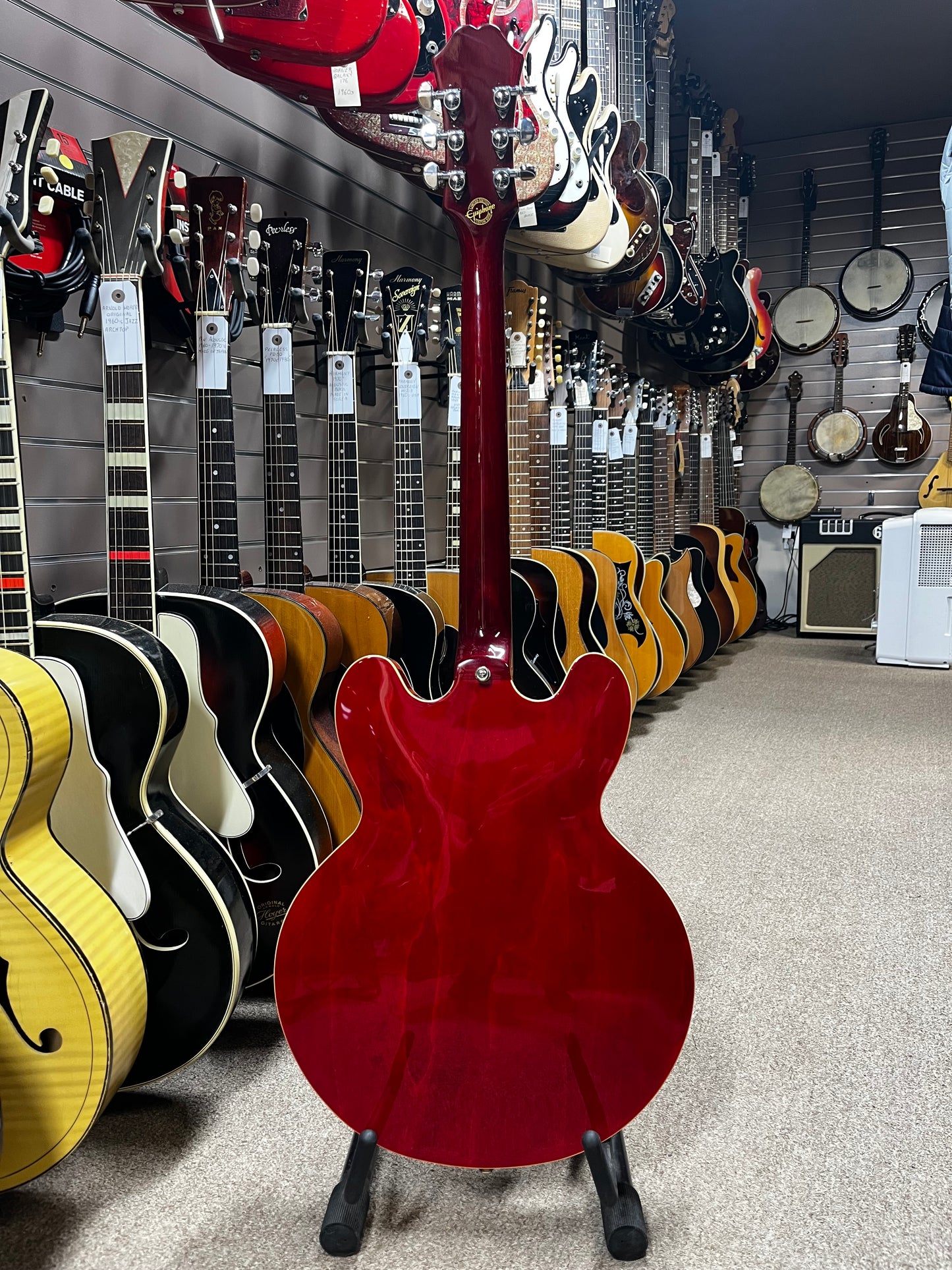 Epiphone ES-335 Red w/ Bigsby Electric Guitar - Excellent