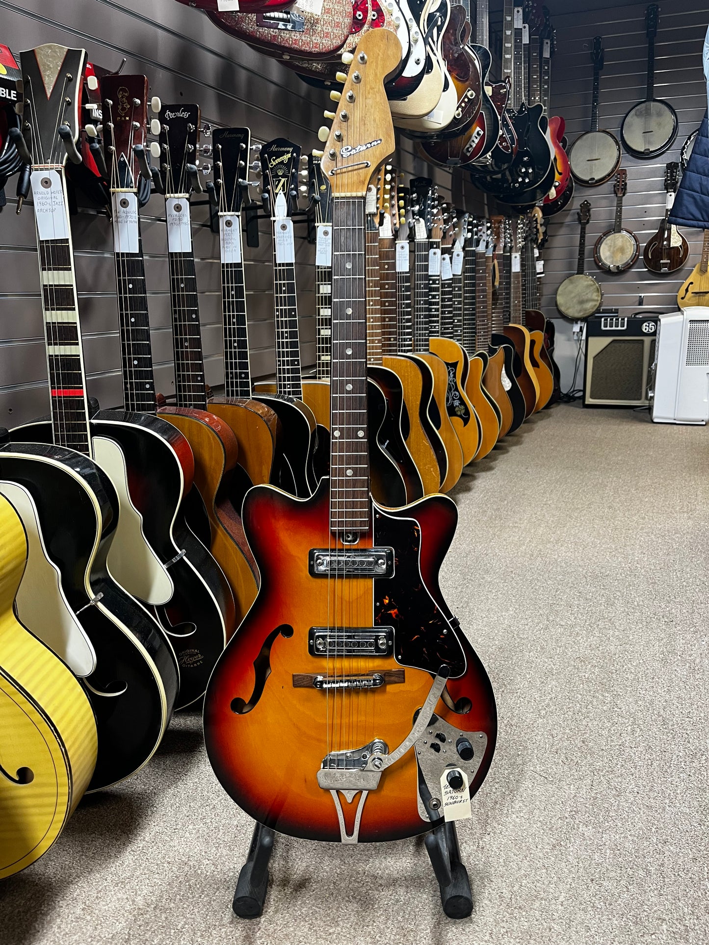 Teisco Saturn 1960s Sunburst Electric Guitar
