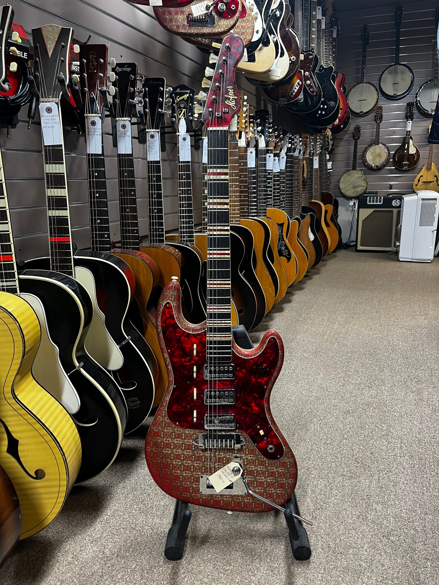 Hofner Galaxie 176 Red Brocade-Texture Vinyl 1960s Electric Guitar