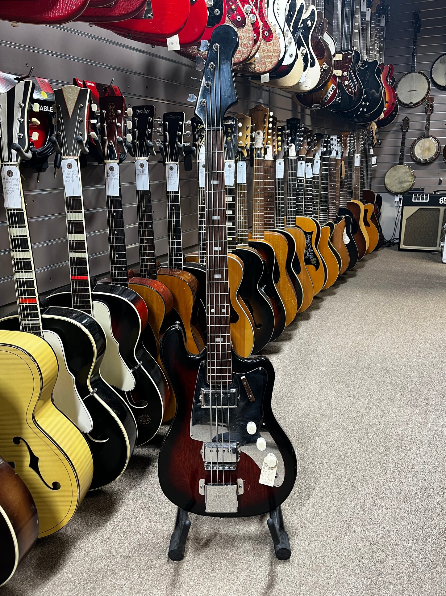 Kent Model 534 "Basin Street" Electric Bass Guitar