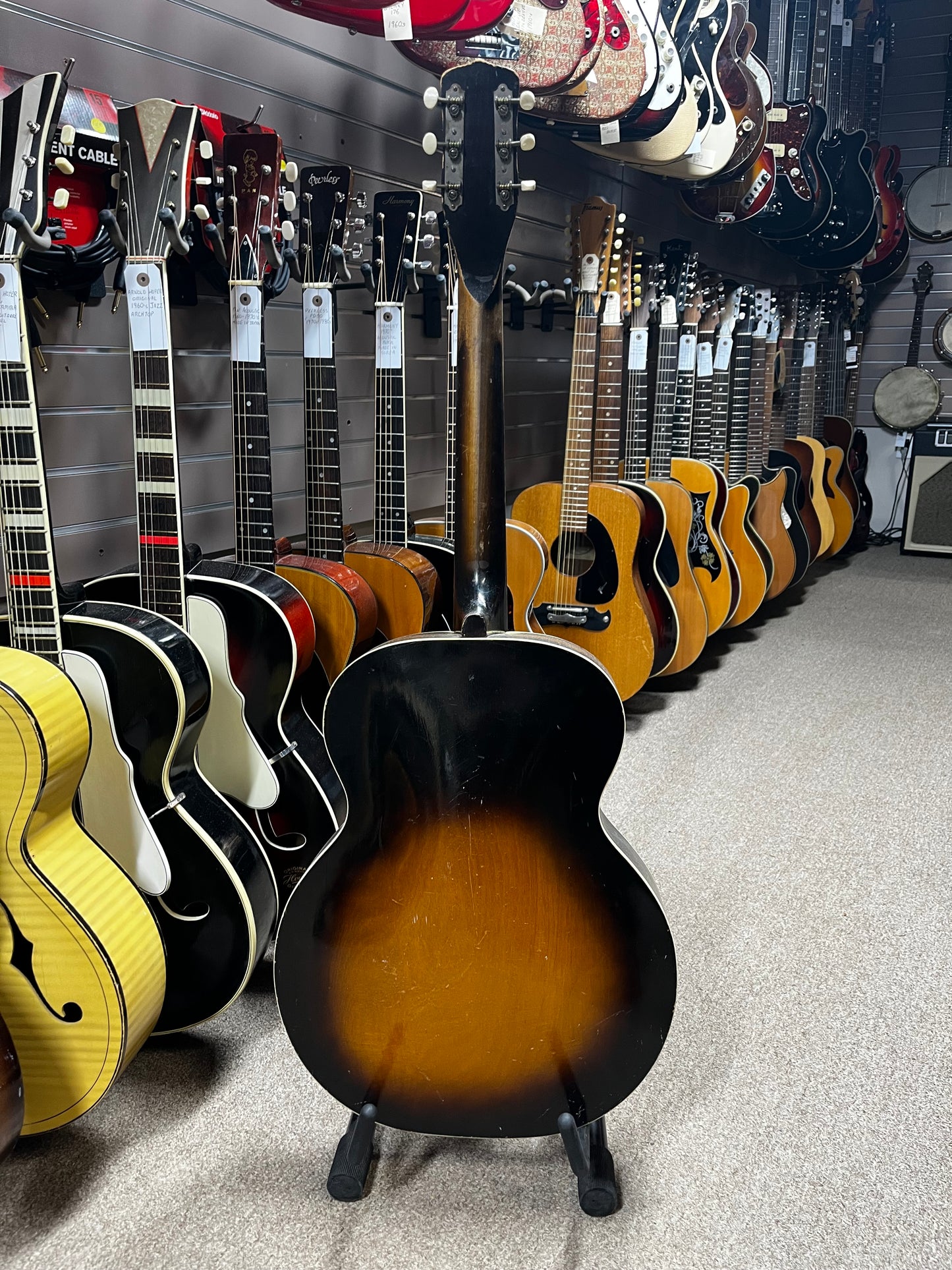 Harmony Master Broadway 1947-1971 USA Arch Top Burst Acoustic Guitar