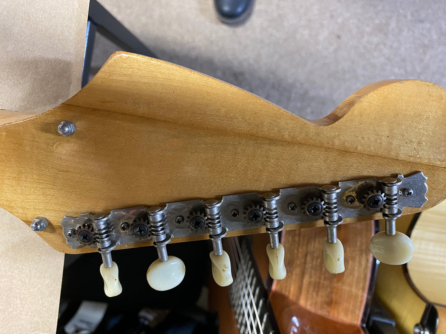 Teisco Saturn 1960s Sunburst Electric Guitar