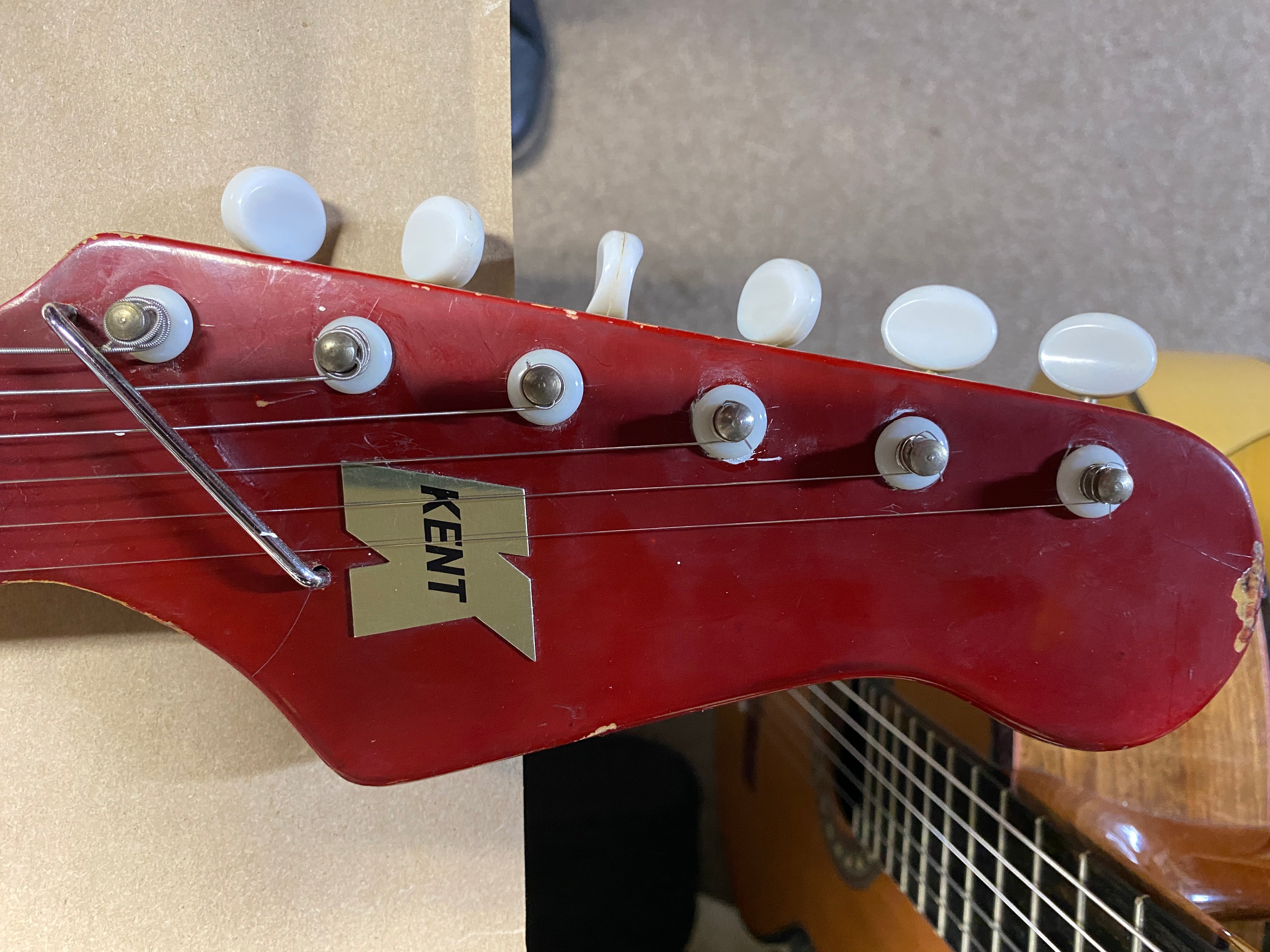 Kent Americana No. 546 - Short Scale Electric Guitar – The Guitar