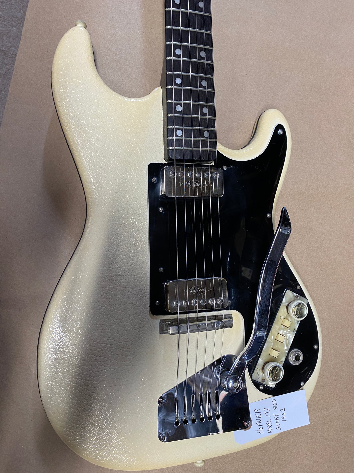 Hofner 172 1962 White Vinyl Electric Guitar