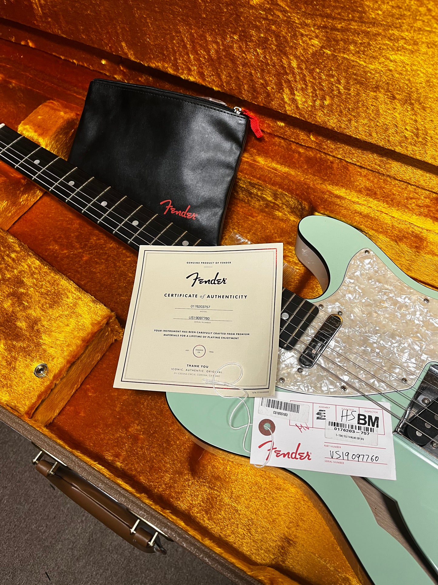 Fender Limited Edition Two-Tone Telecaster Ebony Fingerboard Surf Green 2 Tone - Used Mint