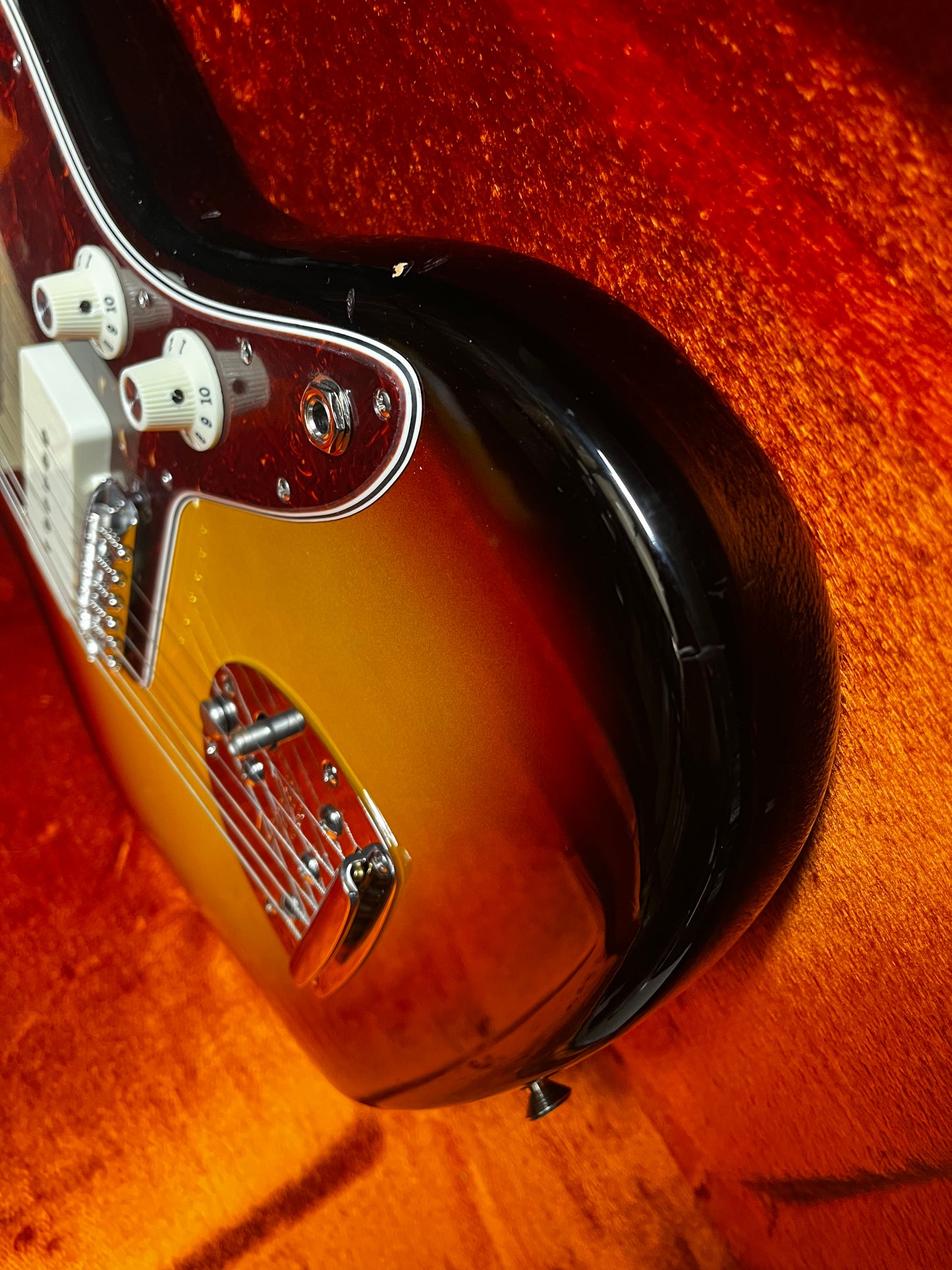 Fender American Vintage 65 Jazzmaster Sunburst - Used Good