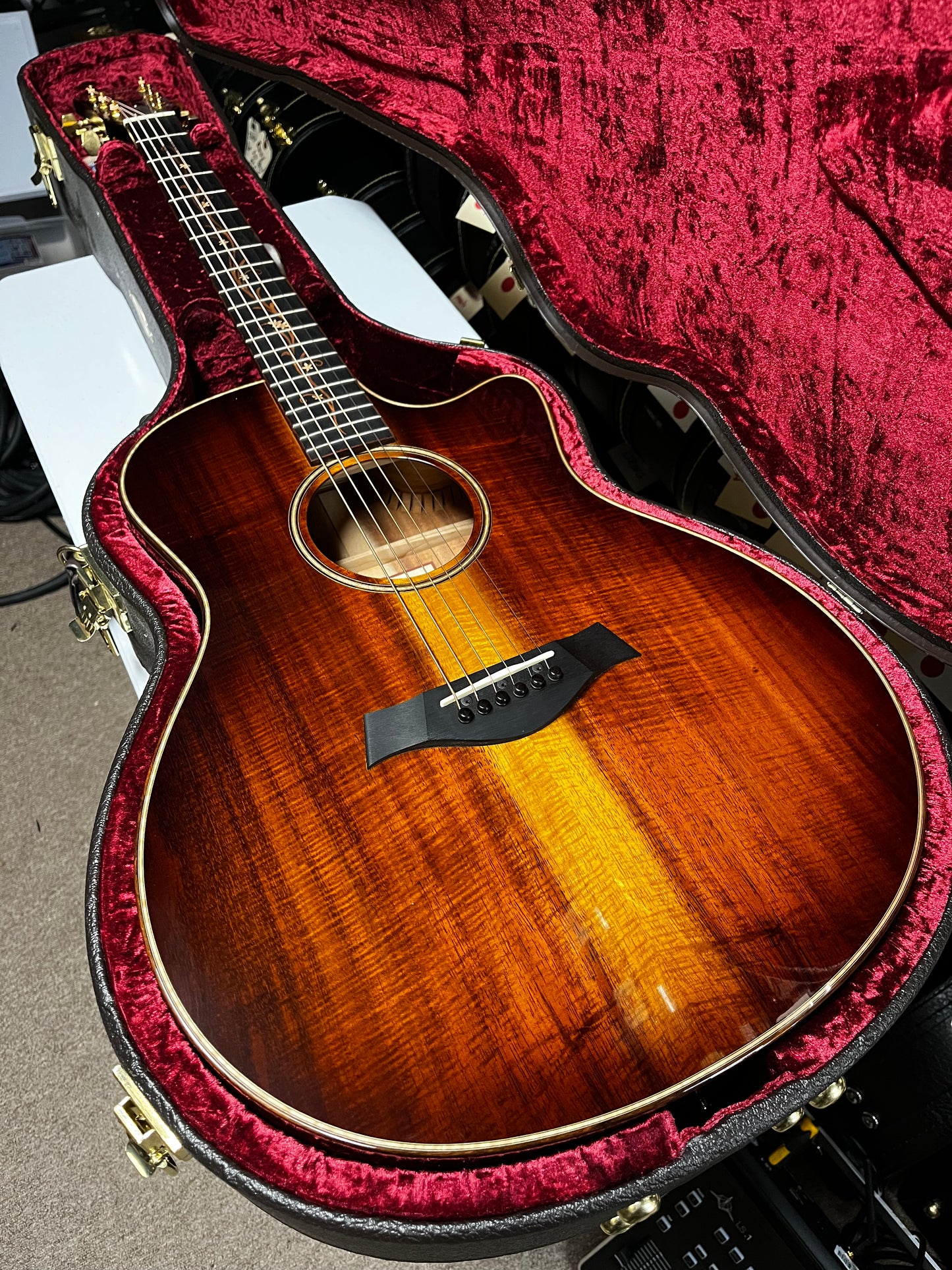 Taylor K26ce All-Solid Hawaiian Koa Grand Symphony Acoustic Electric Guitar - Used Near Mint