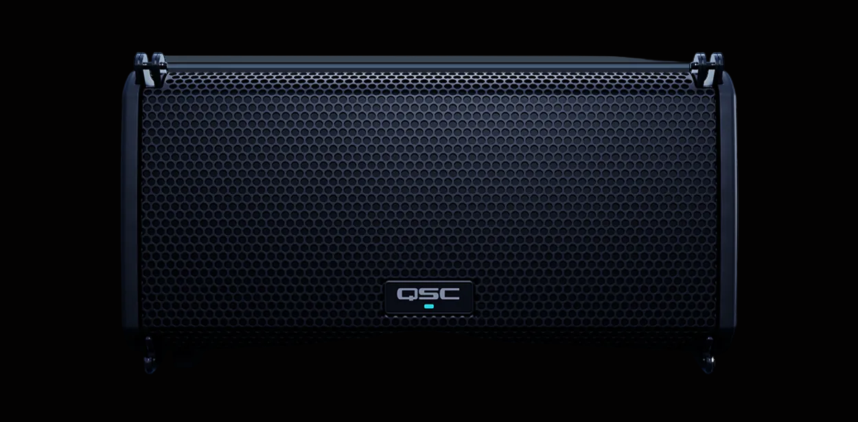 QSC LA108 Intelligent Active Line Array Loudspeaker