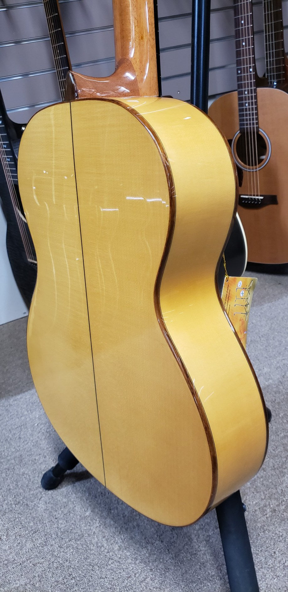 Almansa 413 G Acoustic/Electric Nylon String Guitar - Excellent