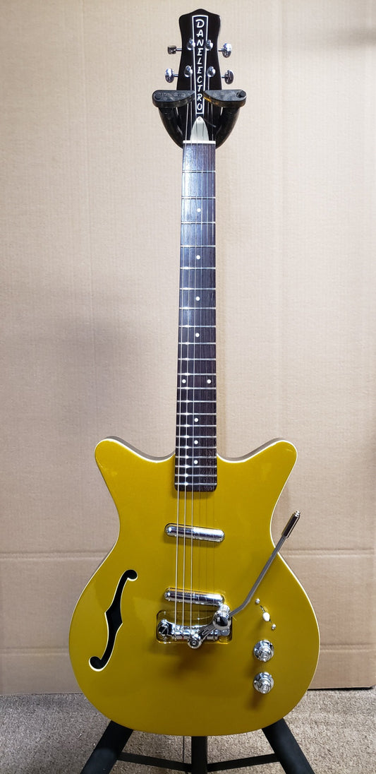 Danelectro Fifty Niner Semi-Hollow Electric Guitar - Gold Top - With Les Trem