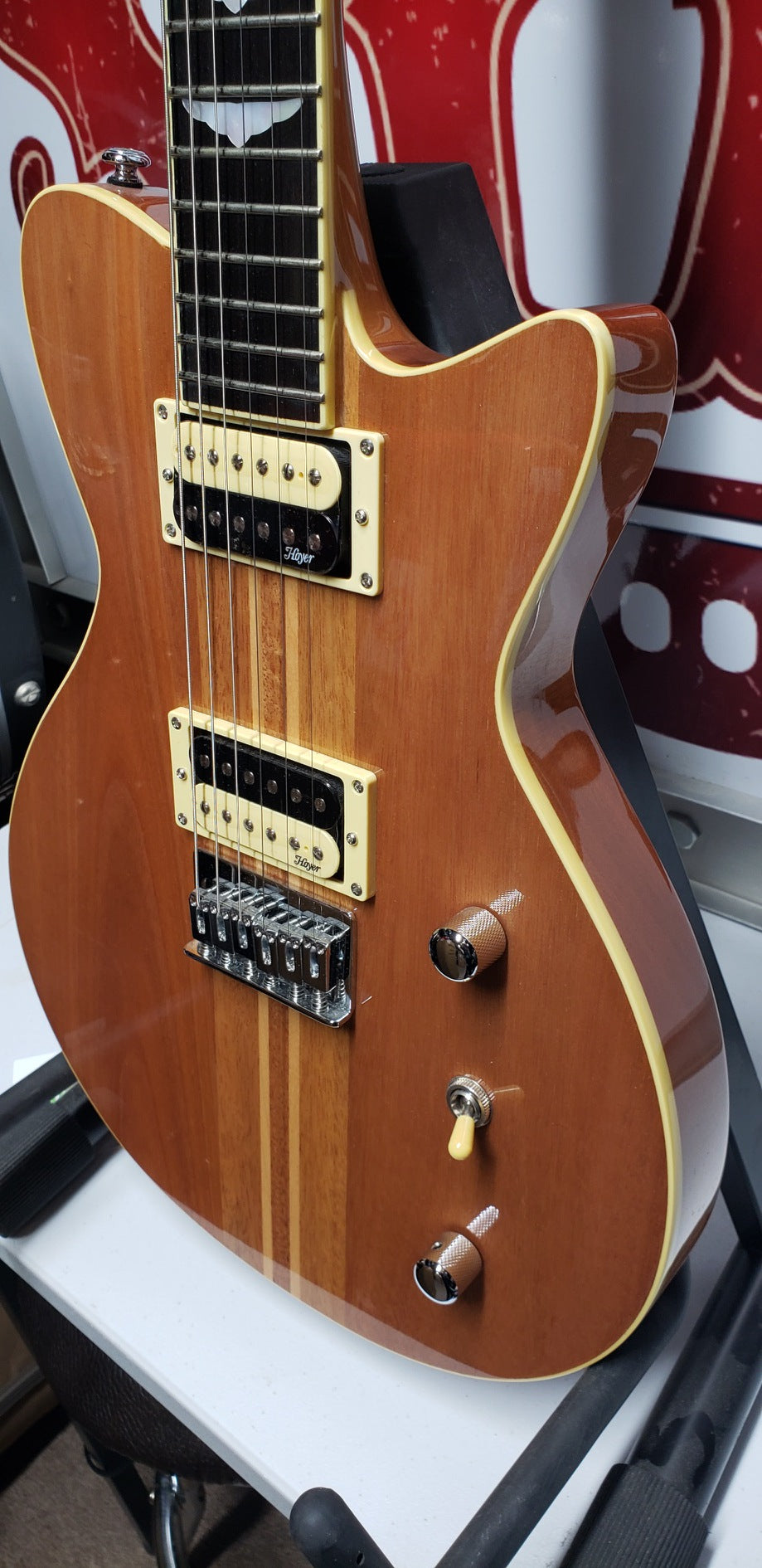 Hoyer Eagle Deluxe Natural HEG 310 Electric Guitar - New Old Stock