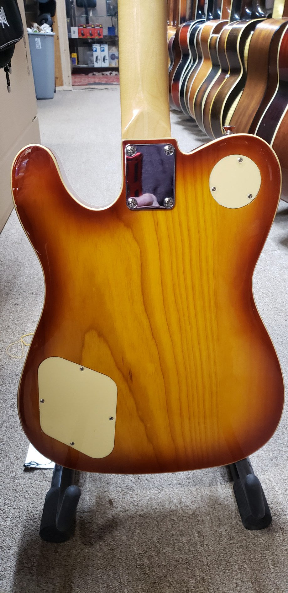 Revelation RFT DLX Thinline Honey Burst Electric Guitar