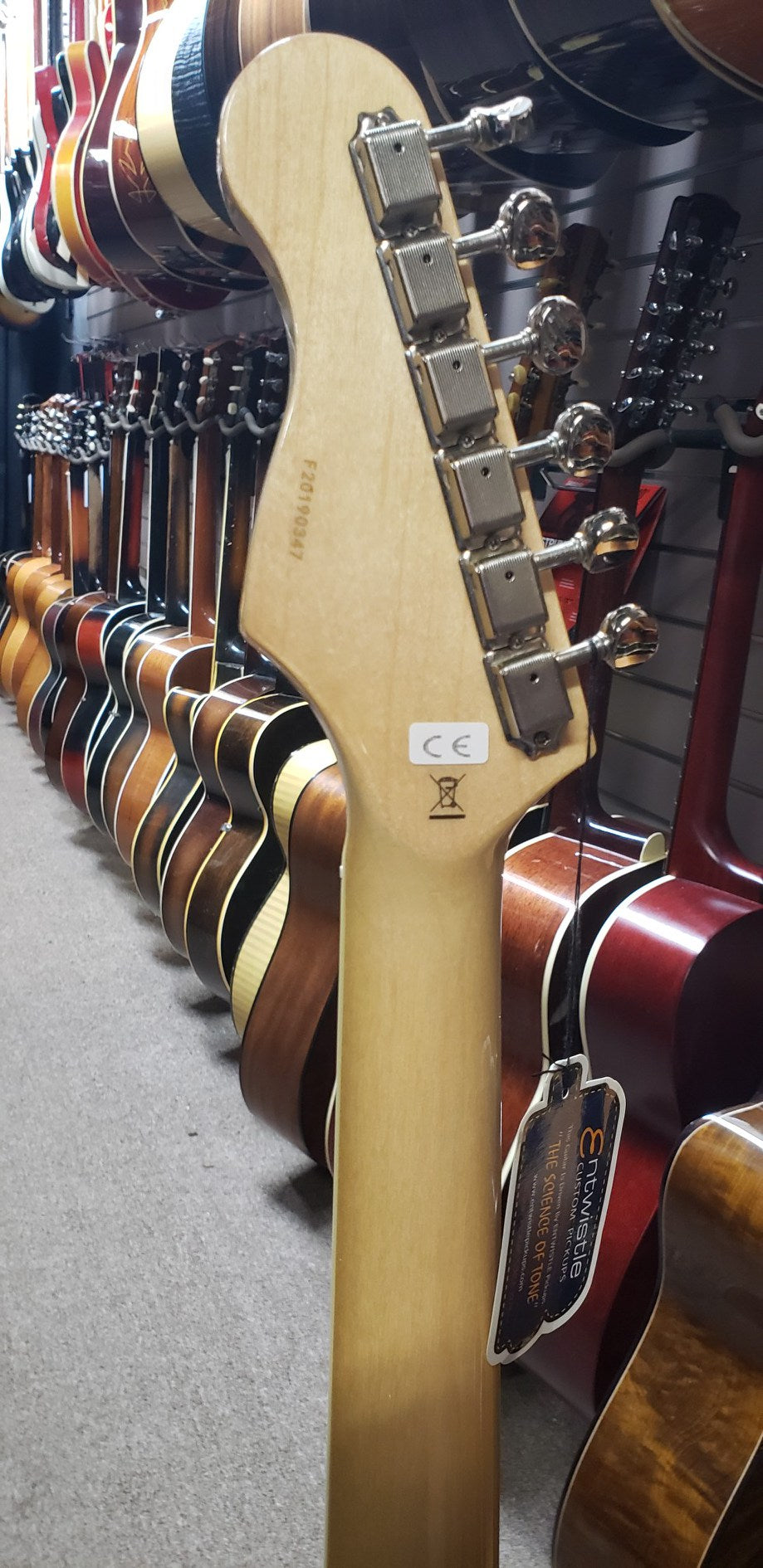 Jansen JazzMan Sunburst Electric Guitar