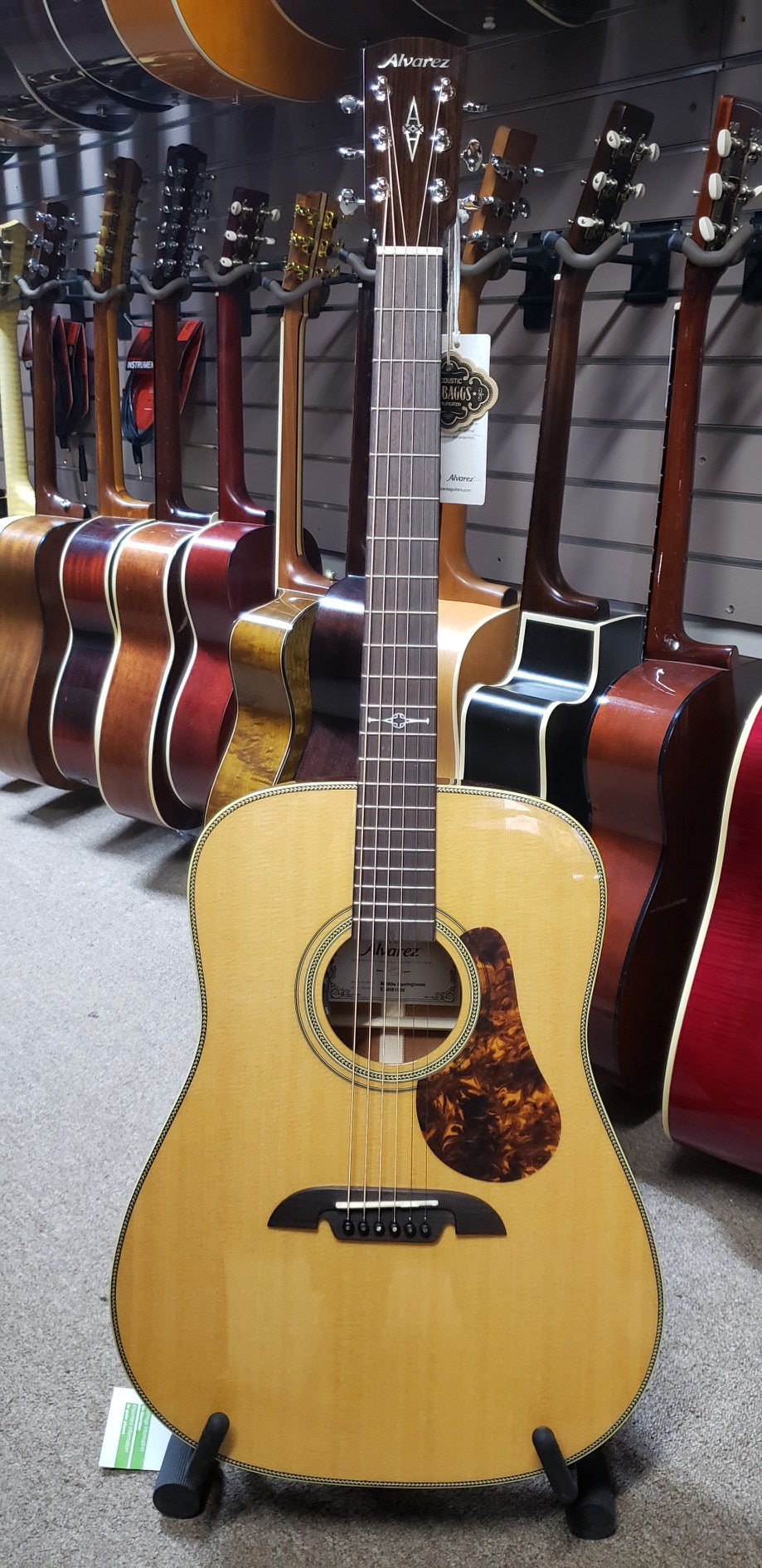 Alvarez Masterworks MD60e Herringbone Acoustic Guitar