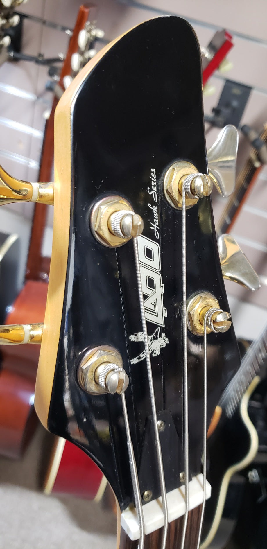 Lado Hawk Bass - Excellent