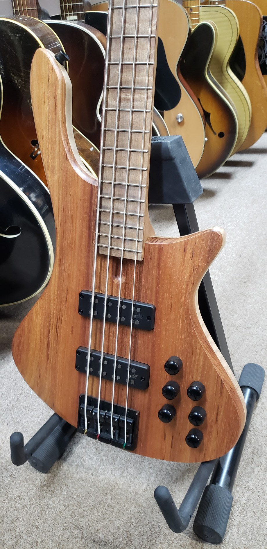 Cole Clark CCLLB4-BL-AE Bass
