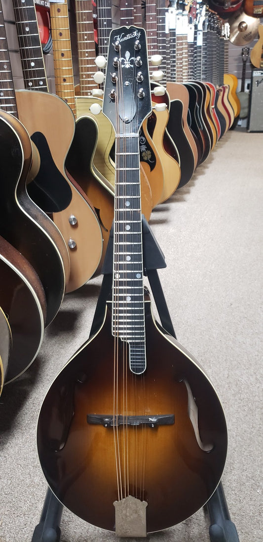 Kentucky KM-950 Master A-Style Mandolin - Excellent
