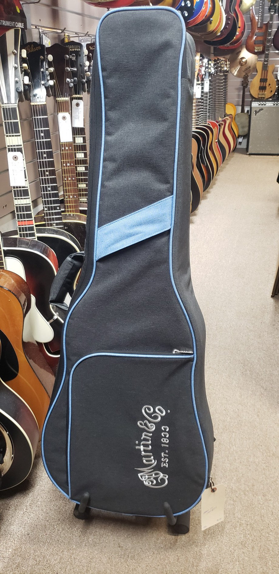 Martin Guitars DJR-10 Dreadnought Junior with Gig Bag - Excellent
