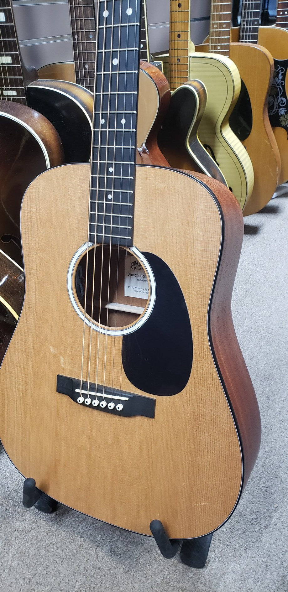Martin Guitars DJR-10 Dreadnought Junior with Gig Bag - Excellent